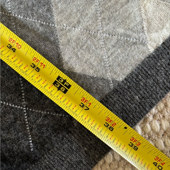 MaxMara fine wool sweater dress. - Picture 4 of 5